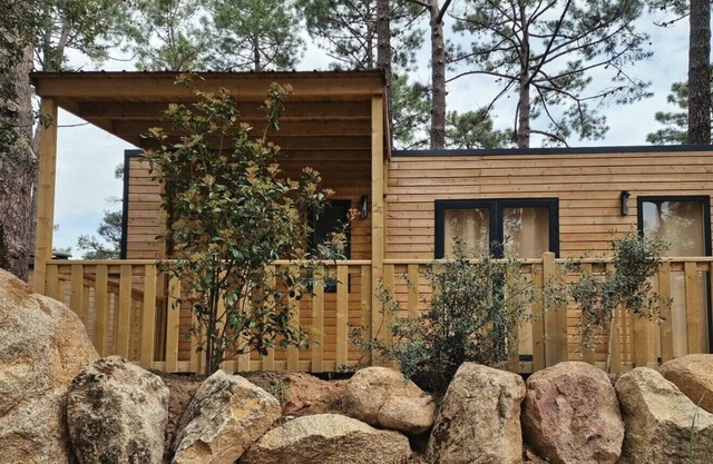 Cottage-Superior-Ensuite with Bath-Terrace-Alta Rocca (3 chb)