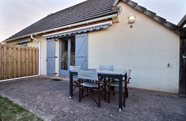 COTTAGES 56 : Beautiful cottage near the dunes, sleeps 4, Le Touquet