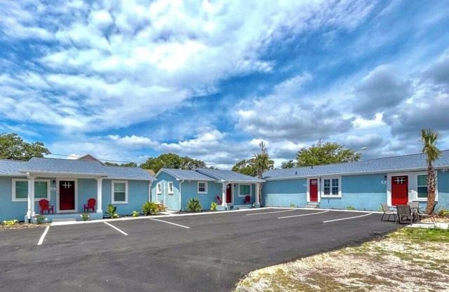 Cottages @ Pearl Beach -Walk To Beach- Suite D
