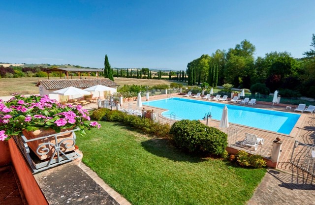 Country Apartment in the middle of Umbria . An 1600 century old Mill Acquamarina