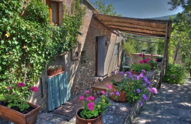 country holiday home - Radicondoli