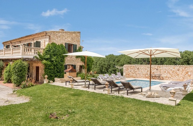 Country House "Borgata Roggio" with Private Pool & Wi-Fi