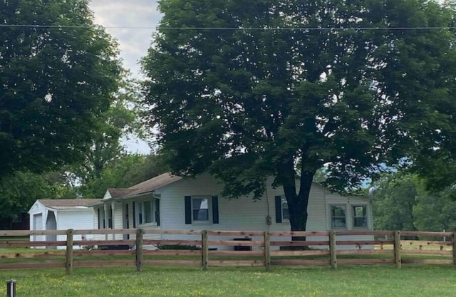 Country View Cottage-Near Massanutten, Skyline drive,&JMU.A home away from home!