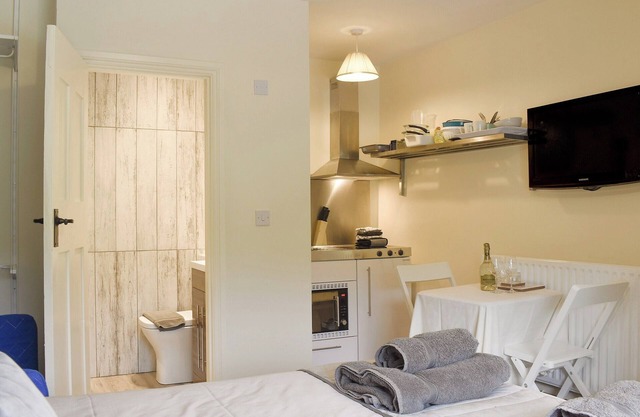 Court House Mews - UK11119