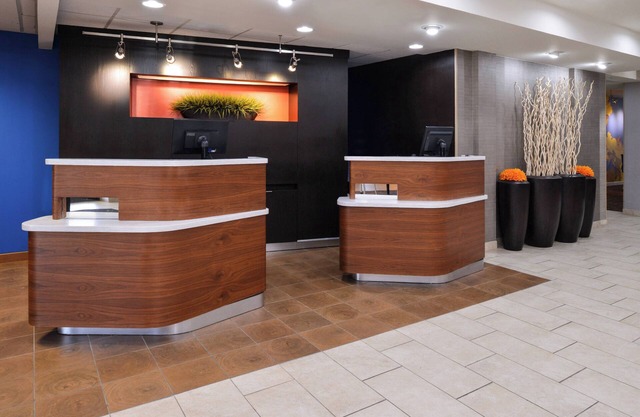 Courtyard by Marriott Milwaukee Brown Deer