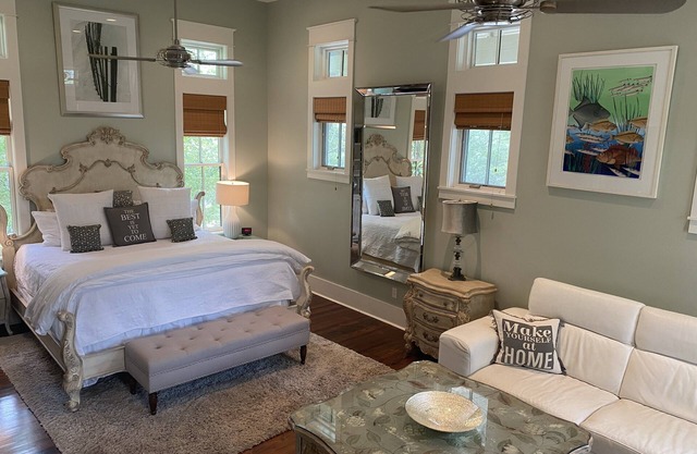 Coziest Luxury Guesthouse by the Beach