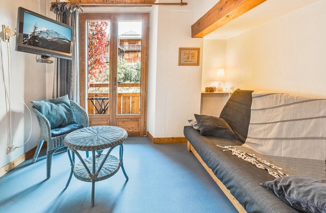Cozy 1BR+Alcove in Serre Chevalier with Pool, WiFi, Private Parking, Near Slopes