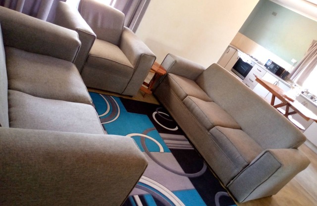 cozy 2 bed 2 bath apartment