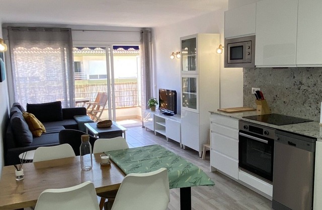Cozy 2 bedrooms apartment with pool in L’Estartit