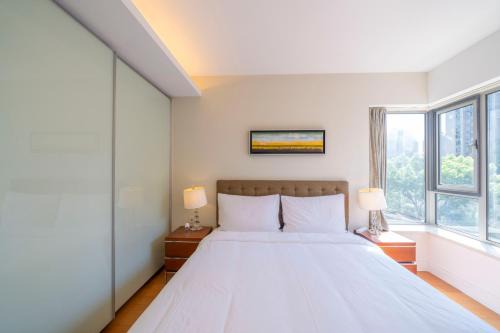 Cozy 2 Bedroom 1 Living Apartment Yongxin Century Xujiahui