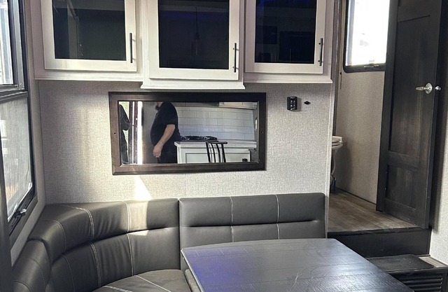 Cozy 2-Bedroom Fifth Wheel Retreat with Outdoor Patio