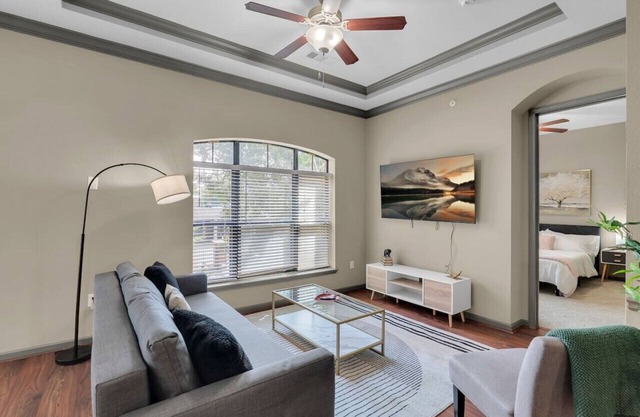 Cozy 2BR Near BOK Center-Gym, Pool, Pet Frndly