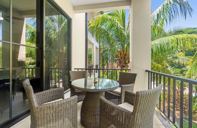 Cozy 2nd-Floor Pacifico Escape with Grill!