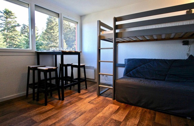 Cozy 3-Star Studio Near Ski Slopes - Northern Exposure, Full Amenities