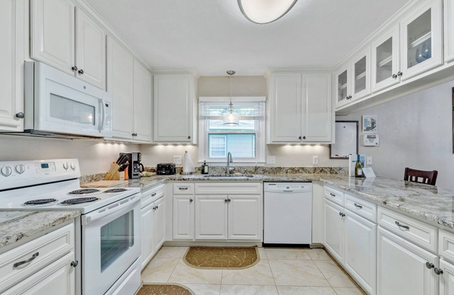 Cozy 3BR townhome 5 minutes from downtown and Cascades