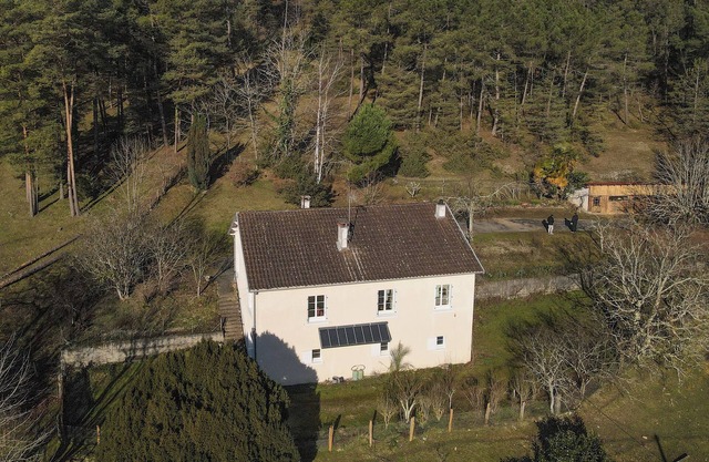 Cozy 6-Person House – Garden, Fireplace, and Close to Brantôme and Historical Sites