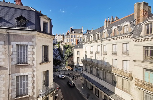 Cozy apartment in BLOIS with WiFi