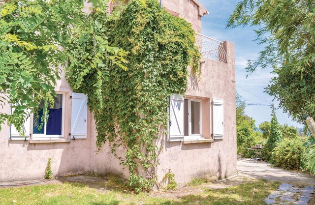 Cozy apartment in Talasani