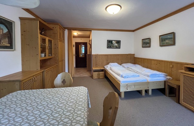 Cozy apartment with mountain view, sauna, and close to the slopes