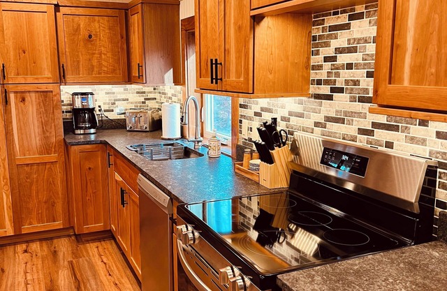Cozy Cabin Getaway in Harbor Springs