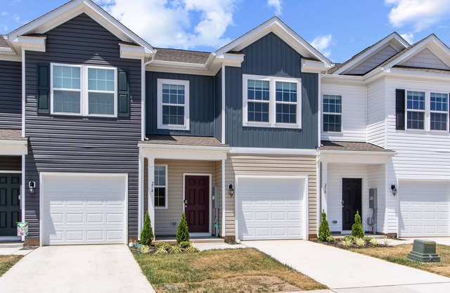 Cozy Cavern Compounds | 2 Luray Townhomes