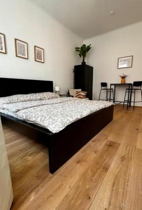 Cozy Central Apartment near Stadthalle