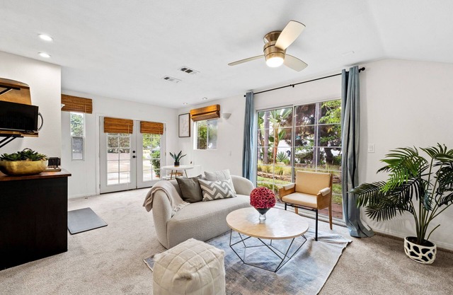 Cozy Coastal Casita in Encinitas!