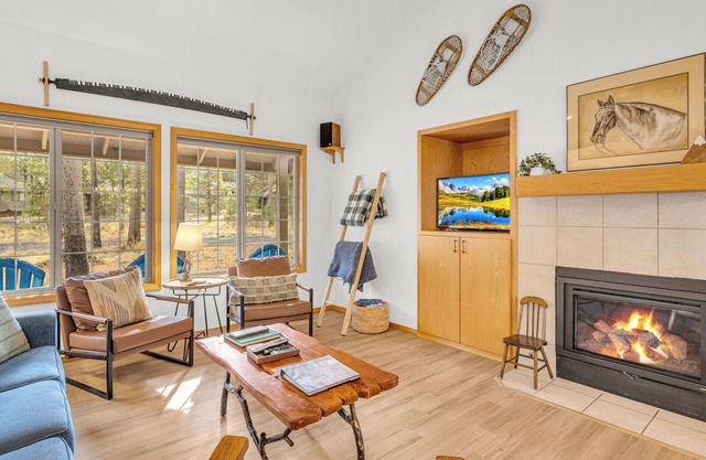 Cozy Comfort in the Heart of Sunriver – Nature, Adventure & Relaxation Await!