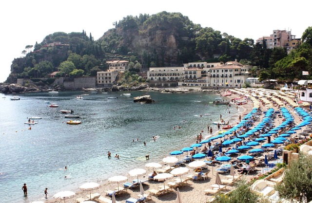 Cozy, comfortable and well furnished. Apartment in Taormina sea