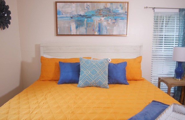 Cozy Condo near Buckhead and Mercedes Benz Stadium w/Free Parking