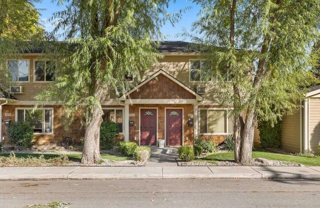 Cozy condo within walking distance to downtown Coeurdalene and the lake