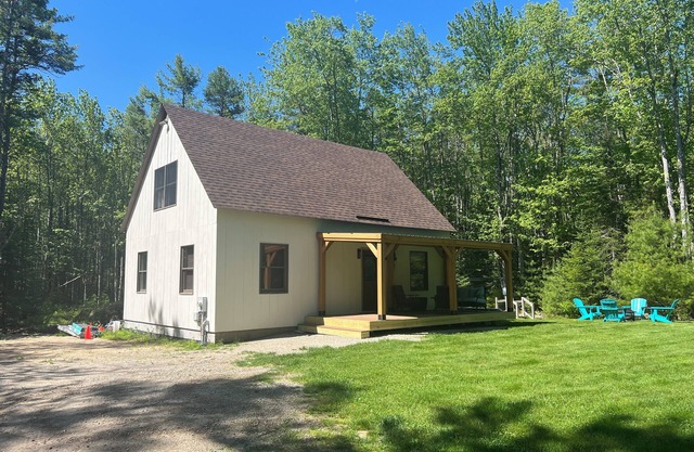 Cozy Cottage 1 m to Dock Square &Ocean Sun-Sun rental,Book before to late!