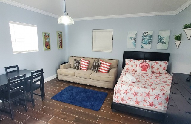 Cozy Efficiency Located in the Treasure Cay Beach Villas.