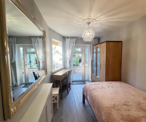 Cozy+elegant Studio@ West London