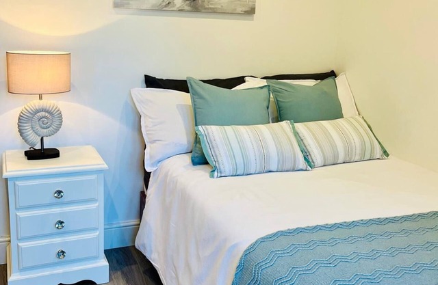 Cozy en-suite with exclusive private entrance