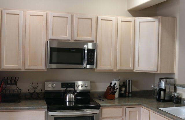 Cozy furnished townhouse with high-speed internet