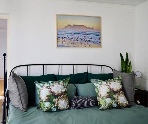 Cozy Garden Cottage - Durbanville, Cape Town