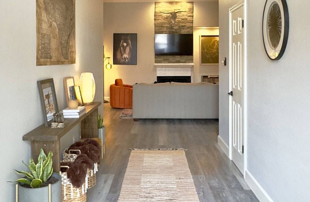 Cozy Getaway Near Lake Travis