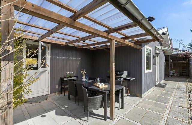 Cozy home in Ebeltoft with WiFi