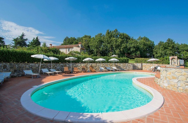 Cozy home in Serravalle Pist.(PT)