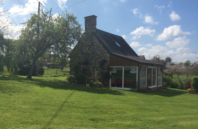 Cozy house in Cerisy-Belle-Étoile, pets allowed, WIFI, countryside view