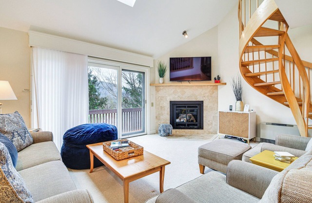 Cozy Jackson Condo w/Mtn Views & Pool Access!