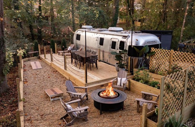 Cozy Lakefront Airstream - Private Deck and Firepit - Sleeps 6