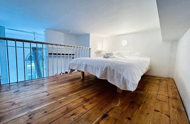 Cozy Loft+Balcony In Florentin, Levinsky Market