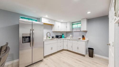 Cozy Lower Affordable Apartment great for families
