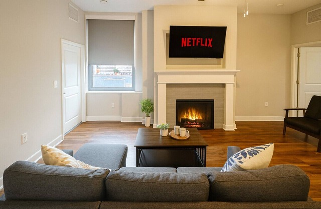 Cozy Luxe Suite | Rock Hall Casino Stadiums