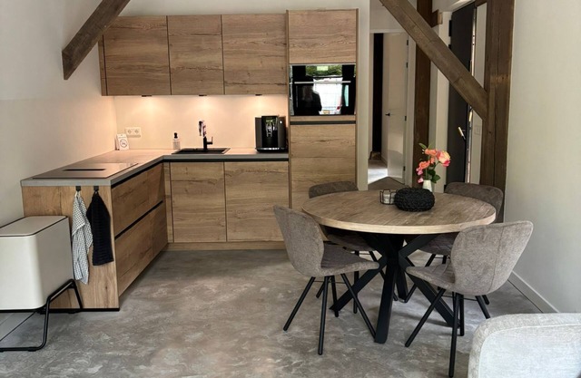 Cozy modern renovated guest house in the green close to Apeldoorn.