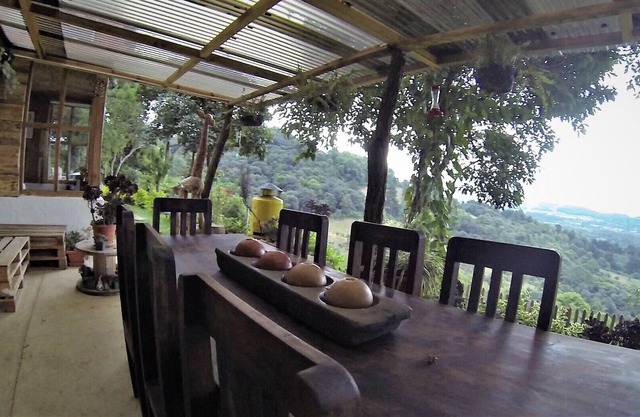 Cozy Mountain Cabin Antigua AN020