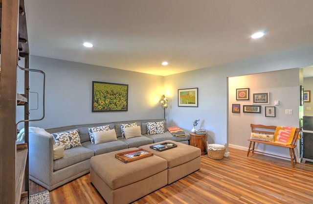 Cozy Mountain Townhome .5 Mi to Downtown, 40 Min to Skiing!