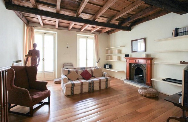 Cozy one-bedroom apartment located in the heart of the city of Milan.